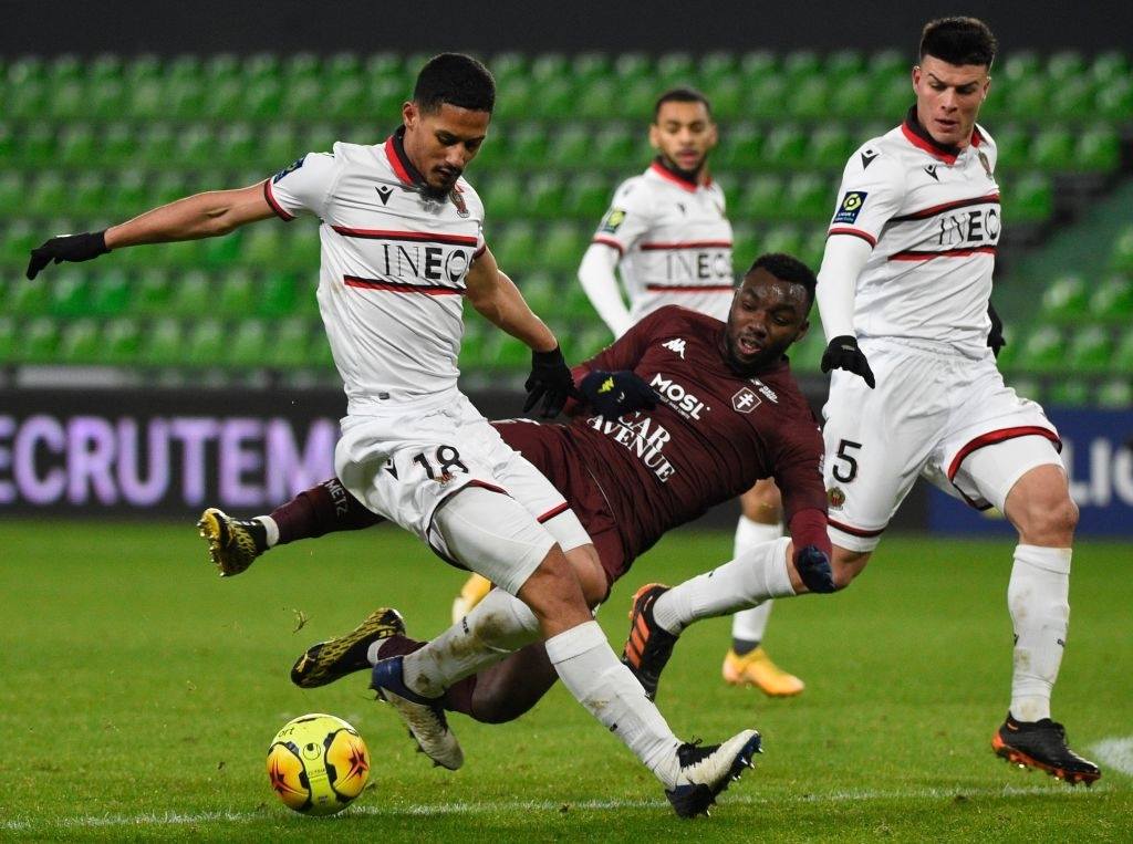 Rời Arsenal, William Saliba thăng hoa trong màu áo mới