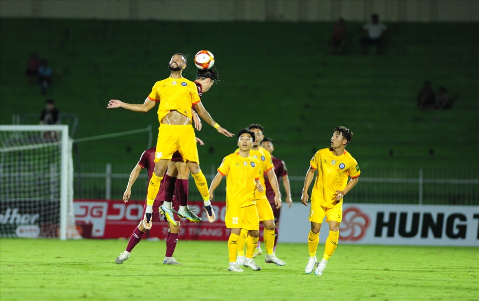 Soi kèo TP HCM vs Khánh Hòa, 19h15 ngày 13/2 – V.League