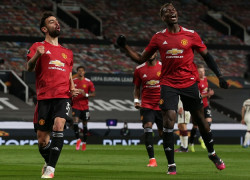Soi kèo phạt góc Roma vs MU ngày 7/5