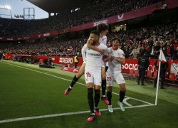 Soi kèo PSV vs Sevilla, 0h45 ngày 24/2 – Europa League